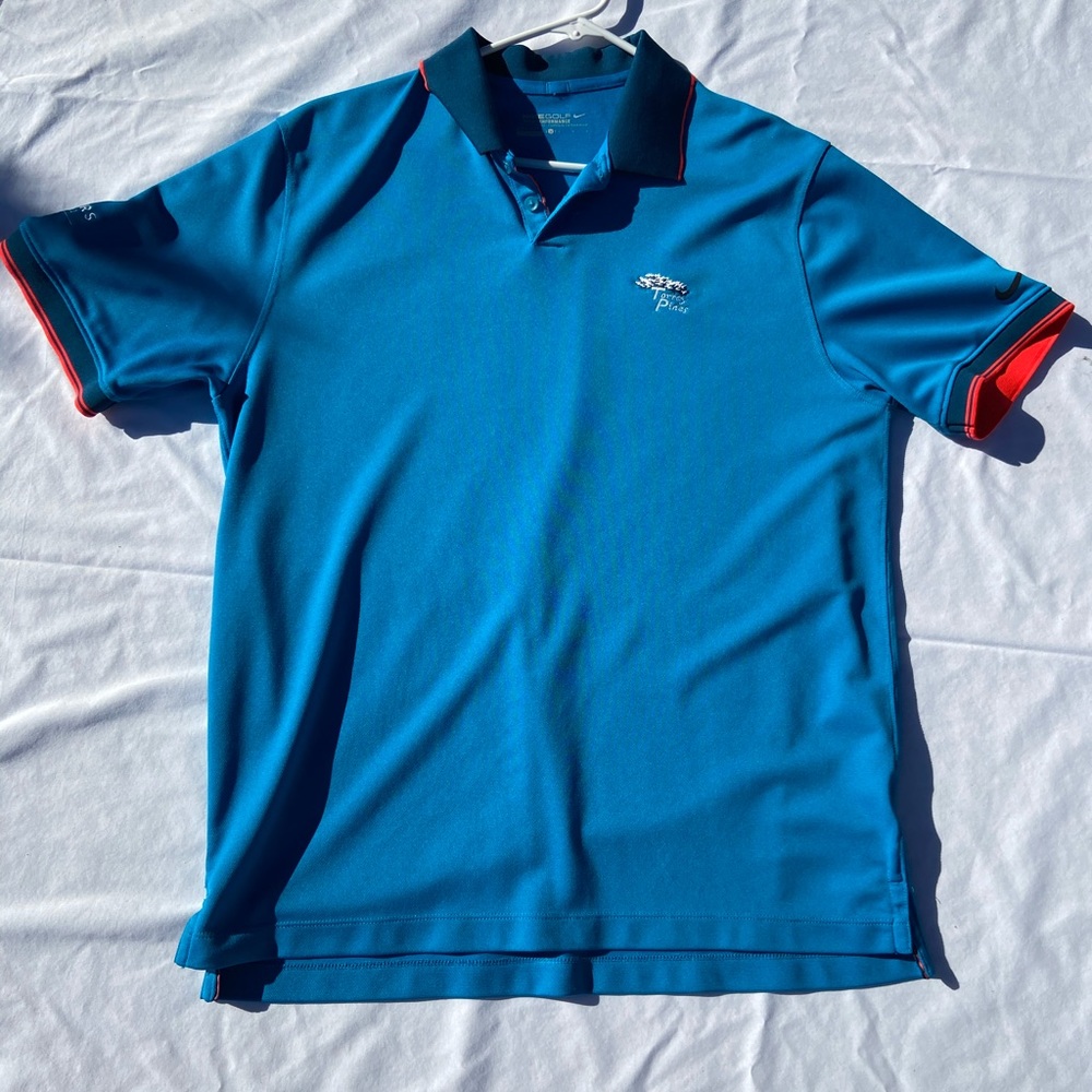 Men’s Nike golf polo size L Torrey pines logo